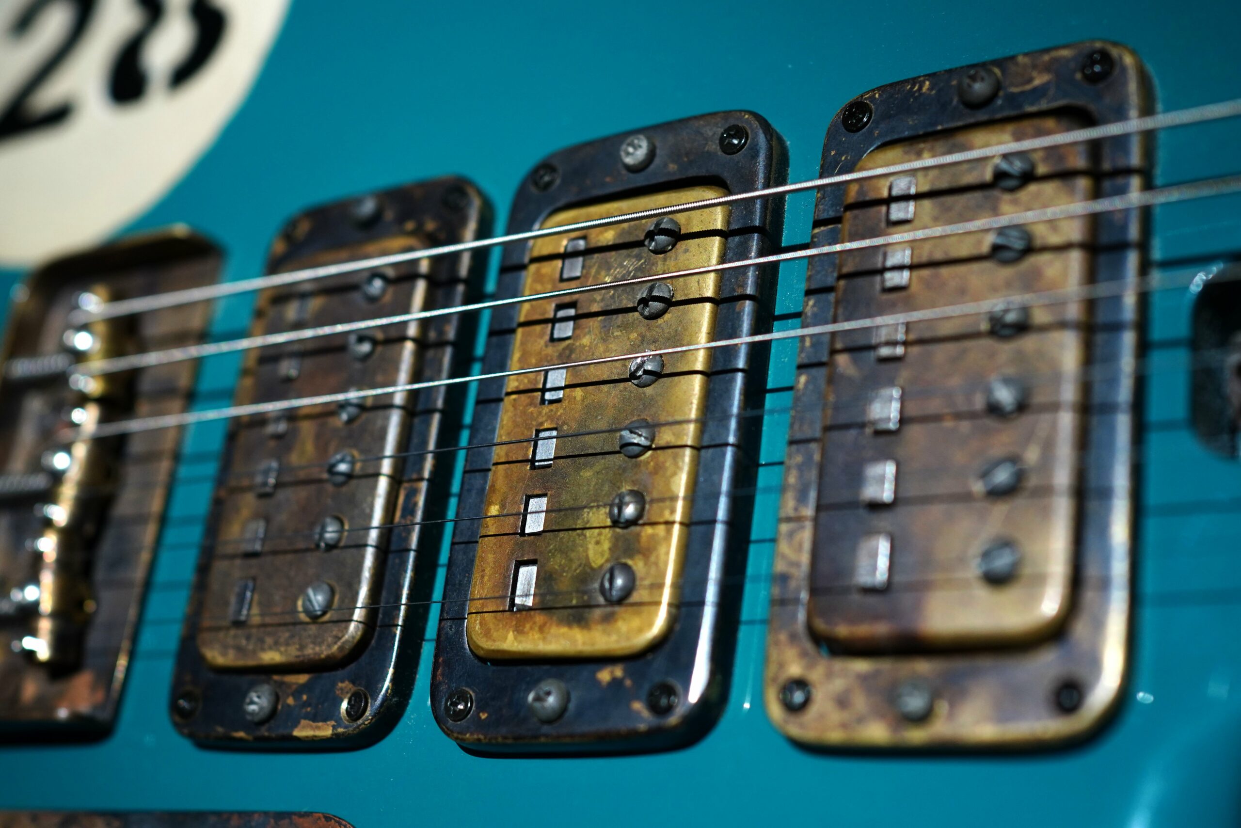 Tone Revival's Speedster Paulownia Handmade Guitar
